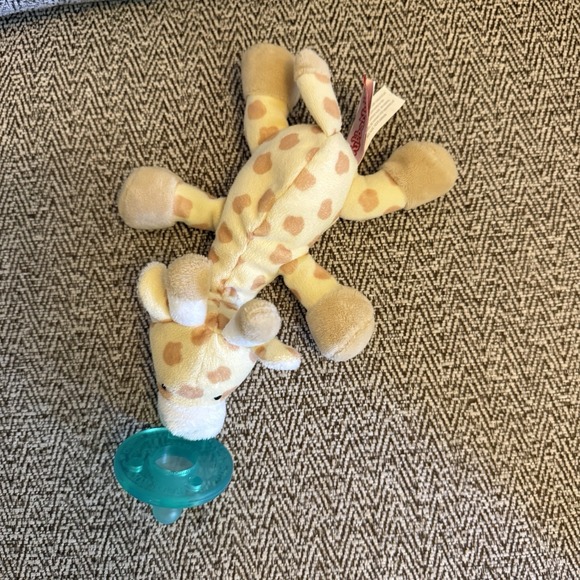WubbaNub Giraffe Baby Pacifier and Holder Plush Animal Stuffed Toy Mary Meyer - Picture 2 of 6